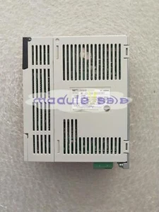 UN NUEVO SERVO DRIVER MITSUBISHI AC MR-J2S-20A-PQ108T021 - Imagen 1 de 1