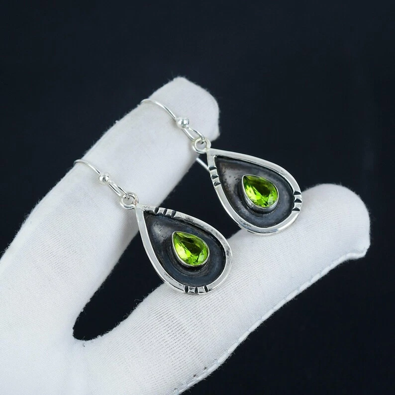 925 Sterling Silver Green Peridot Gemstone Handmade Jewelry Earring Size-1.5" - Image 1 of 4
