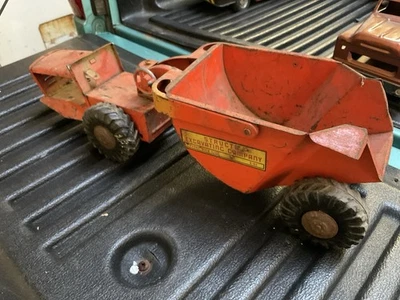Camión rascador de juguete de construcción Structo vintage naranja acero prensado Foto 1 de 4