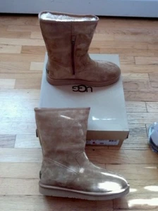 Nwt UGG AUSTRALIA womens boots PIERCE chestnut 10 - Imagen 1 de 2