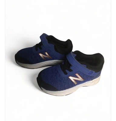 New Balance Niños Pequeños 4M Azul Clásico Preppy Tenis para Correr Zapatos Vacaciones Foto 1 de 4