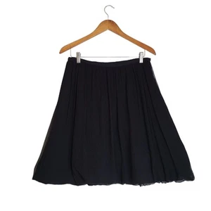 Worth 100% Silk Skirt sz 8P Black Pleated Bubble Hem Lined Side Zip Cocktail - Picture 1 of 10
