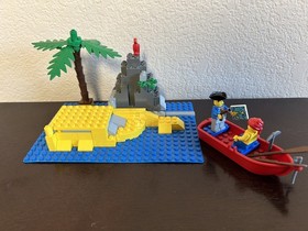 LEGO SET 6254 Pirates Rocky Reef  Complete with Instructions