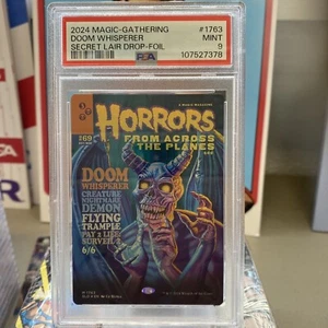 2024 MTG SECRET LAIR HORRORS FOIL DOOM WHISPERER #1763 PSA 9 come nuovo - Foto 1 di 4