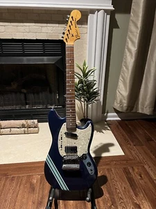 2012 Fender Kurt Cobain Mustang - Picture 1 of 9