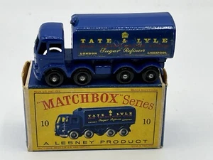 Matchbox regular wheels No10C SUGAR CONTAINER TRUCK WITH BOX - Picture 1 of 15