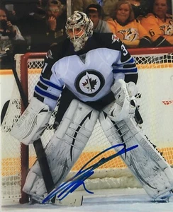 Foto 8x10 firmada por Ondrej Pavelec Winnipeg Jets  - Imagen 1 de 2