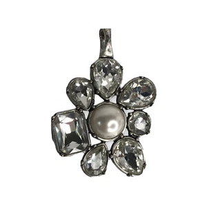 Rhinestone Pendant Silvertone Faux Pearl Center 2 3/4" Magnetic Clasp - Picture 1 of 5