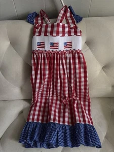 Girls Smocked Dress With American Flag Embroidery Red Plaid 4th of July Sz 7/8 - Picture 1 of 3