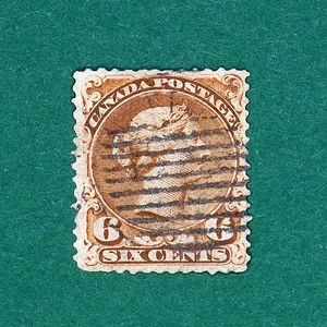 LSS Canada Scott #27c 1868 6c marrón oscuro usado en muy buen estado centrado pliegue lágrima - Imagen 1 de 2