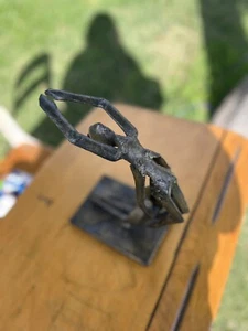 Vintage Metall Bronze Finish Statue Gymnastik Pose. - Bild 1 von 6