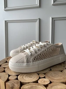 | COUNTRY ROAD | kate sneaker natural | SIZE: 37,38,39,6,7,8 | $159 | new - Picture 1 of 12