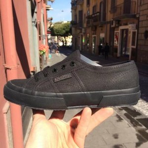 Scarpe da ginnastica nere Superga per donna da 39 scarpa eu | Acquisti  Online su eBay