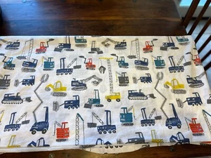 Pottery Barn Kids Tractor Full Flat Sheet - Picture 1 of 5
