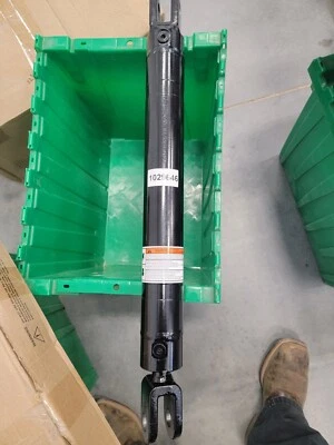 Tennant Hydraulic Cylinder Assembly 1029646. - Image 1 of 2