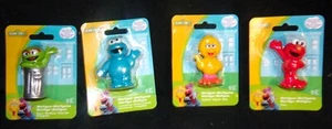 Sesame Street Mini Figurines Elmo/Big Bird/Oscar/Cookie Monster Lot of 4 NEW - Picture 1 of 4