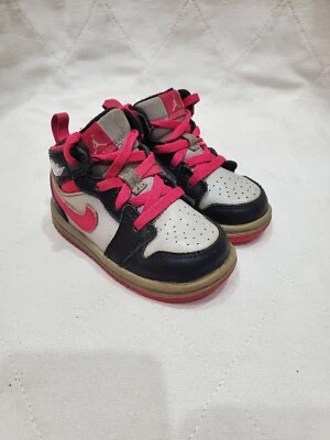 Nike Jordan 1 Niño Pequeño Medio Rosa Y Negro - Niños Pequeños Talla 5c - 640735-009 Foto 1 de 4