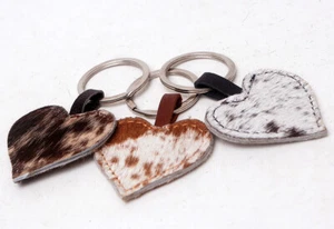 Juego de 3 Llaveros 100% Natural Piel de Vaca Forma de Corazón Cuero Pelo en Llavero 66 - Imagen 1 de 2