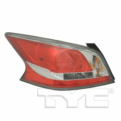 Luz trasera LED lado del conductor izquierda para Nissan Altima 2014-2015 Foto 1 de 2
