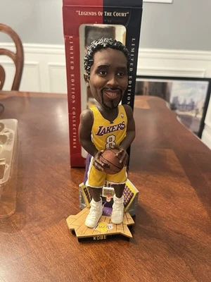 Kobe Bryant BOBBLEHEAD Legends of The Court Los Angeles Lakers NBA - Image 1 of 3