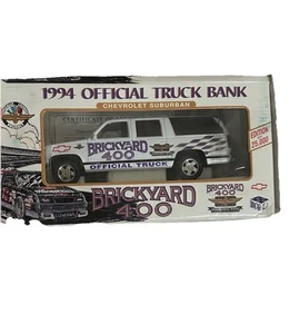 Brickyard 400 1994 Ufficiale GMC Suburban Truck Bank 1:25 Nascar mai aperto - Foto 1 di 1