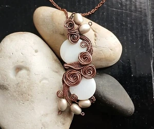 Handmade wire wrapped mother of pearl necklace - Picture 1 of 7