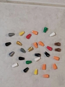 MENGE 28 LEGO KEGEL 1 X 1 MIT TOP GROVE 4589B MEHRERE FARBEN - Bild 1 von 1