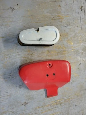 A-662 HONDA S65 s 65 1965  COVER RED PLASTIC RIGHT. air filter  1967 oem  Foto 1 de 3