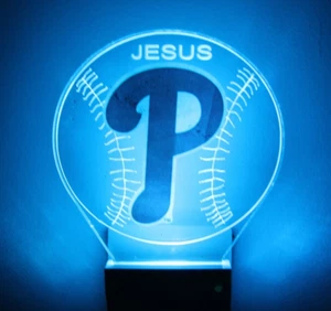 Enchufe LED personalizado luz nocturna Philadelphia Phillies MLB, sensor de amanecer - Imagen 1 de 12