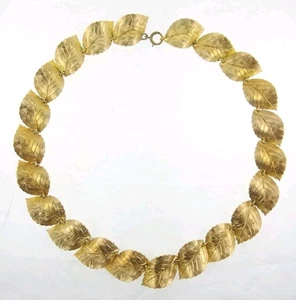 Collar de hoja de 15,5" grande Alemania vintage años 60 tono dorado - Imagen 1 de 5