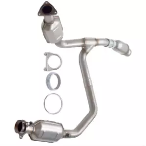 For 2015 2016 - 2018 Chevrolet Suburban Silverado 1500 5.3L Catalytic Converter - Picture 1 of 9