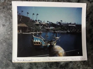 Vintage Polaroid Photo of Blackbeard Chimp Sailing to Island Seaworld - Picture 1 of 1