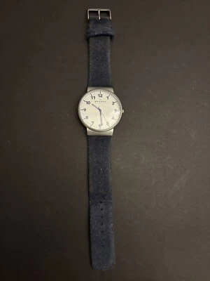 Reloj de cuarzo SKAGEN Denmark SKW6098 con correa de tela azul esfera analógica para hombre Foto 1 de 4