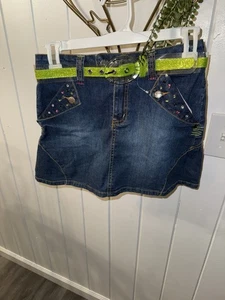 Y2K Disney Hannah Montana Girls Denim Skirt With Embroidery And Green Belt 12 - Picture 1 of 5