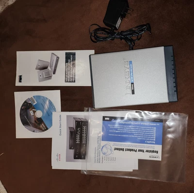 Routeur VPN double WAN Cisco Linksys RV042 10/100 4 ports avec alimentation - Image 1 of 4