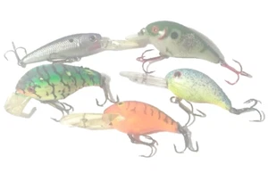 Vintage Lot 5 Bass Fishing Lures - Picture 1 of 6
