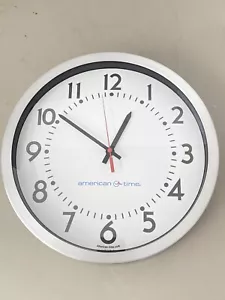 Reloj American Time 13.5" E54AGQD304BP Superficie Redonda Plateado - Imagen 1 de 3