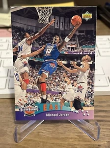 1992-93 Upper Deck #425 Michael Jordan East All-Star - Picture 1 of 2