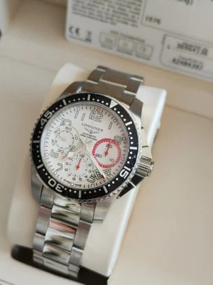 Reloj Longines Hydro Conquest L3.696.4 para hombre esfera blanca automático 40,6 mm fecha cronógrafo Foto 1 de 4