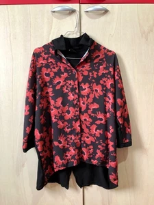 Camicia donna Coconuda M colore rossa e nera fantasia floreale manica 3/4 ottime - Foto 1 di 15