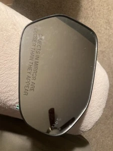 2018-2024 Toyota Camry RT Door Mirror Glass - Picture 1 of 4