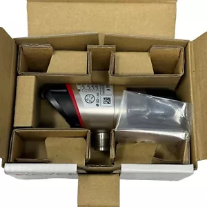 Brand NEW US SELLER Keyence GP-M100T Digital Pressure Sensor Transducer - Picture 1 of 1