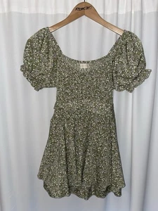 ALTAR'D STATE HAISLEY DOPPELLAGIGES STRAMPLERKLEID GRÜN GEBLÜMT DAMEN S SMALL - Bild 1 von 3