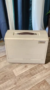 Compaq Portable PC The 1st Clone 1984 Powers On, Red Light Stays On Inside - Picture 1 of 7