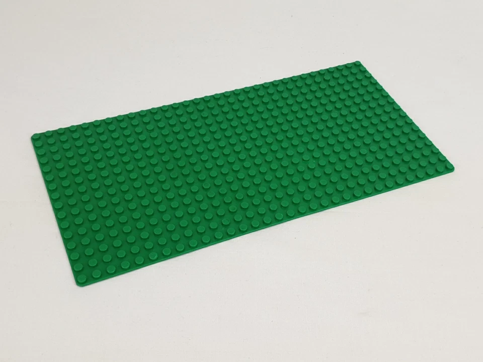 Lego® 3857 16x32 Bauplatte grün Baseplate Int.Shipp - Bild 1 von 1