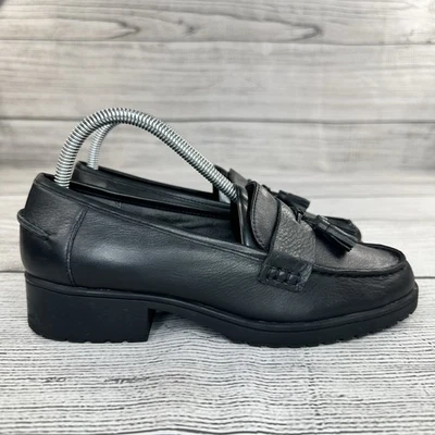 Aerosoles Tasseled Women Size 8.5 Black Casual Slip On Leather Dress Shoes - Image 1 of 4