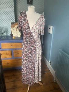 Impresionante Viscosa Simulado Vestido de Next talla 14 - Imagen 1 de 3