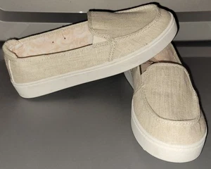 New! Roxy Women's Minnow Slip-on Sneaker Shoe Oatmeal Cream Tan Womens Size 10 - Picture 1 of 8