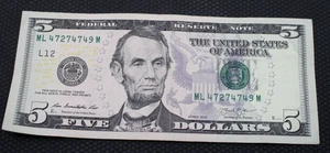 USA 5 DÓLARES 2013 REPETIDOR DE BILLETES SERIE ML 47274749 M - Imagen 1 de 6