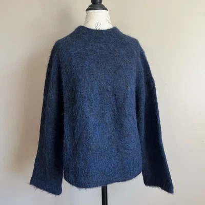 UNIQLO Blue Alpaca Wool Blend Boxy Crop Sweater XL Boho Casual Fall Minimalist - Image 1 of 4